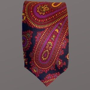 Jos A. Bank Reserve Collection Tie
